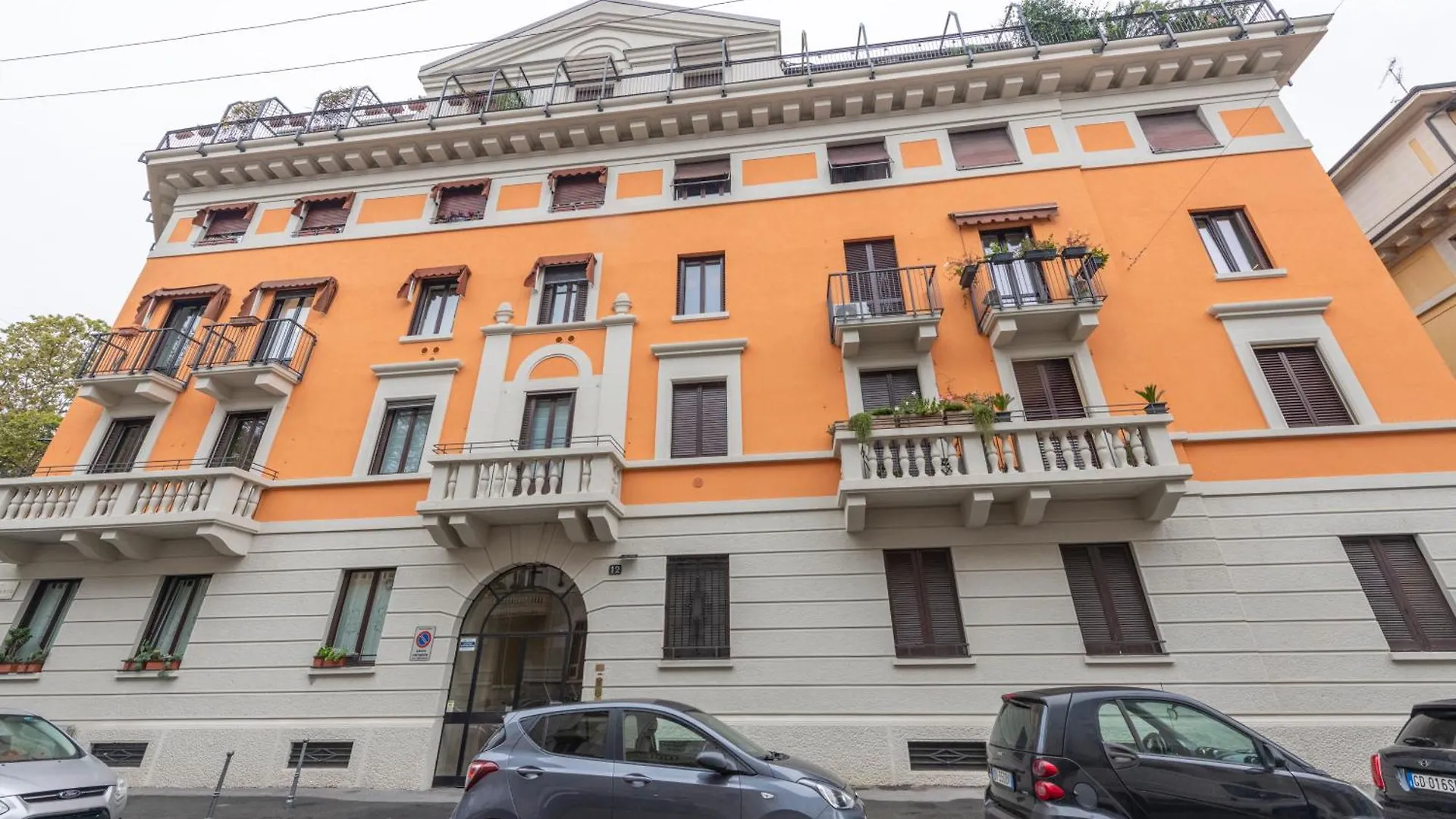 Ercole Ferrario 12 - Ampio E Luminoso Appartamento Milan Italy